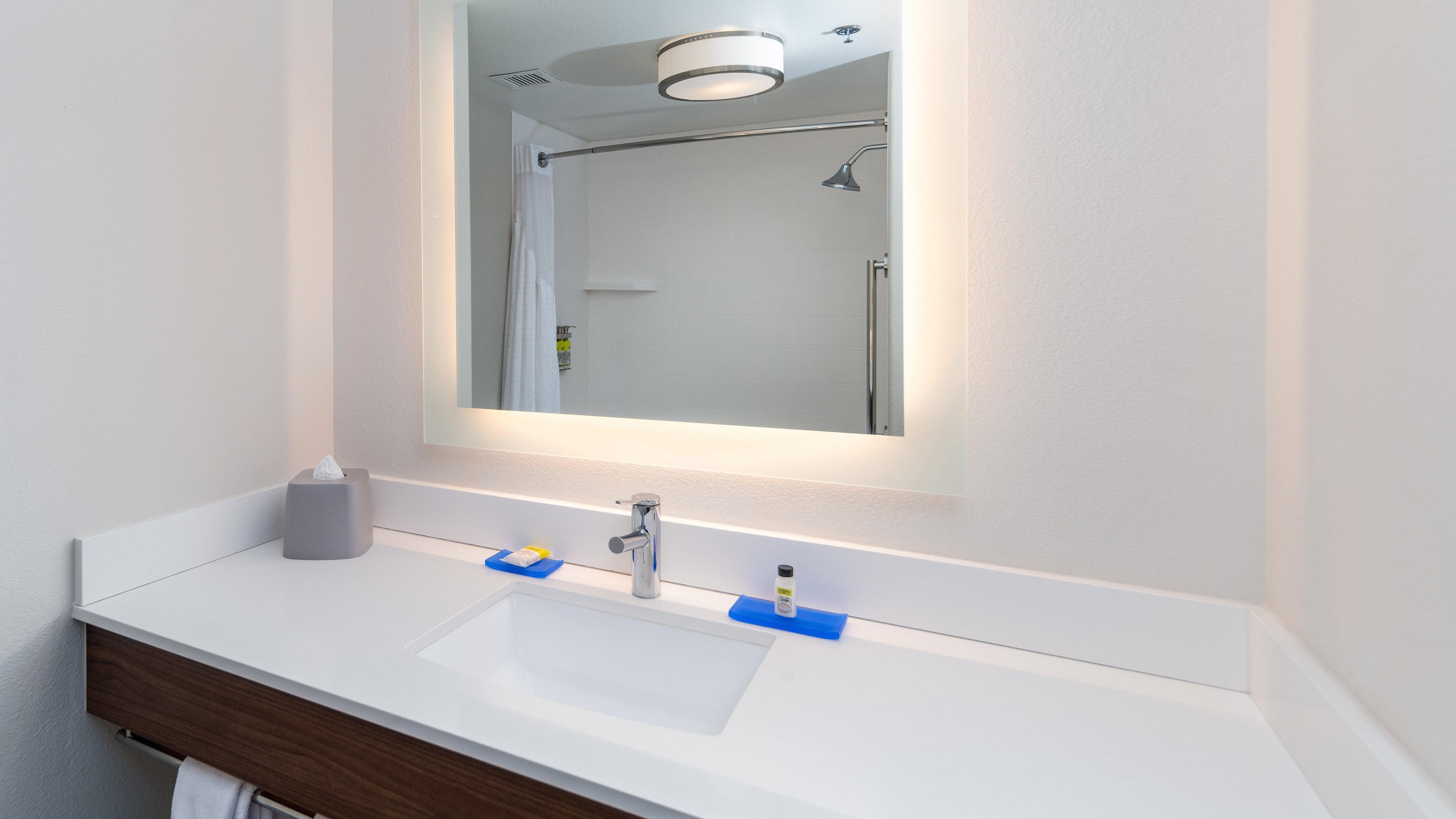 Holiday Inn Express & Suites Dinuba West By Ihg Bagian luar foto