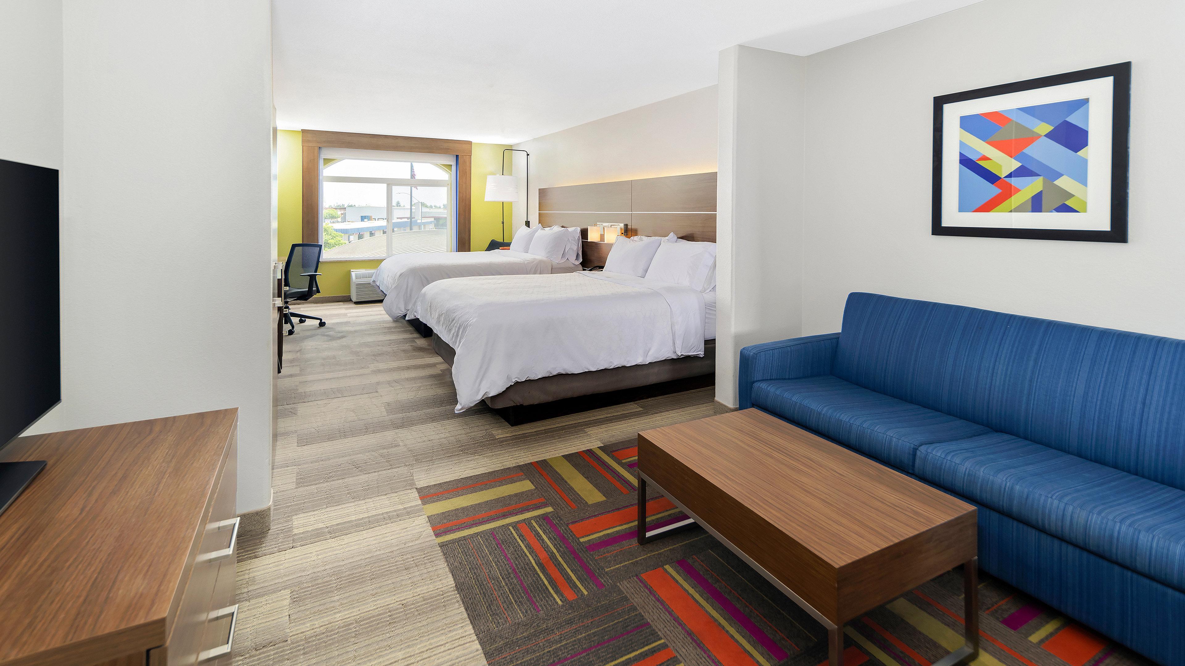 Holiday Inn Express & Suites Dinuba West By Ihg Bagian luar foto