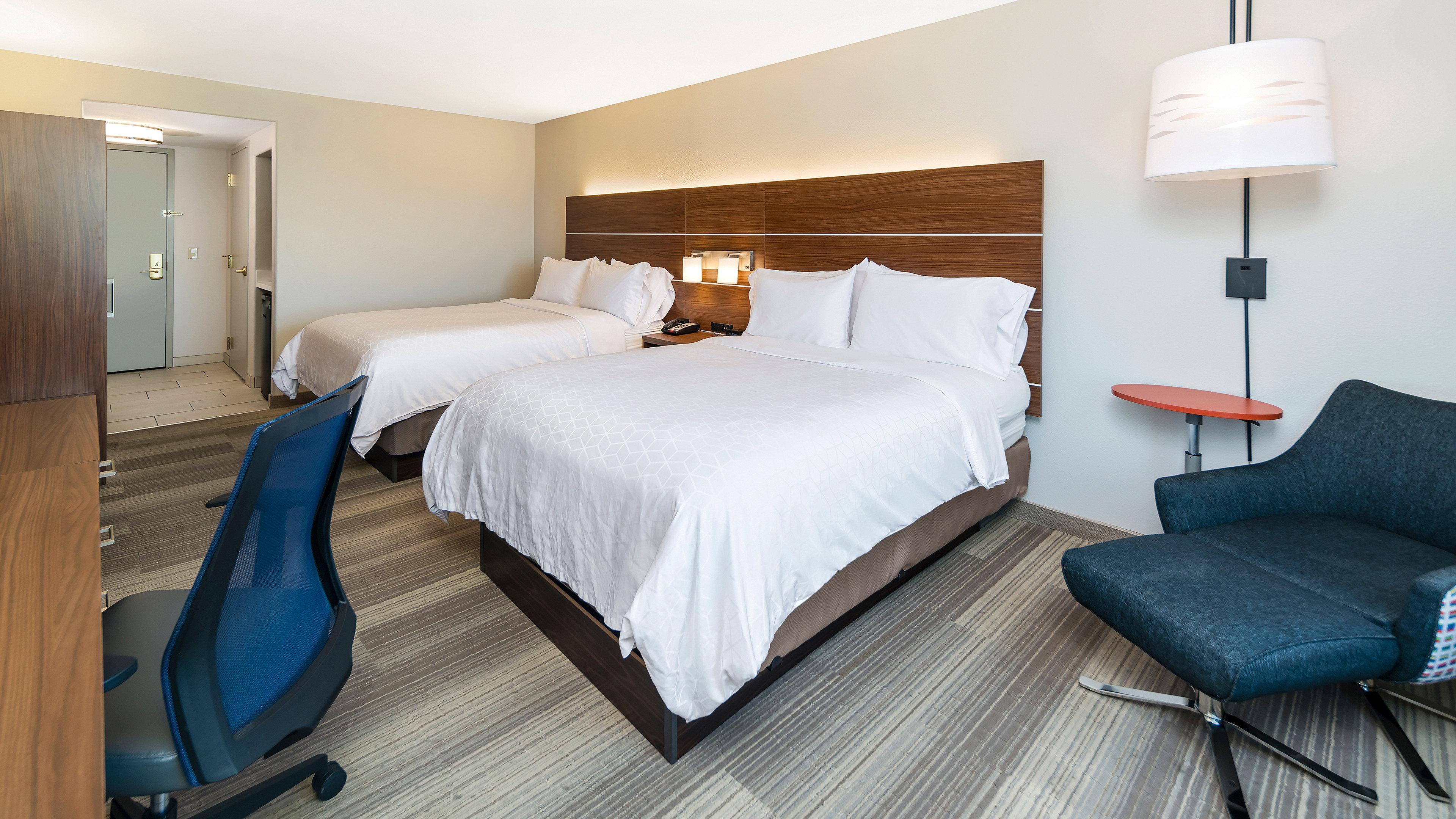 Holiday Inn Express & Suites Dinuba West By Ihg Bagian luar foto
