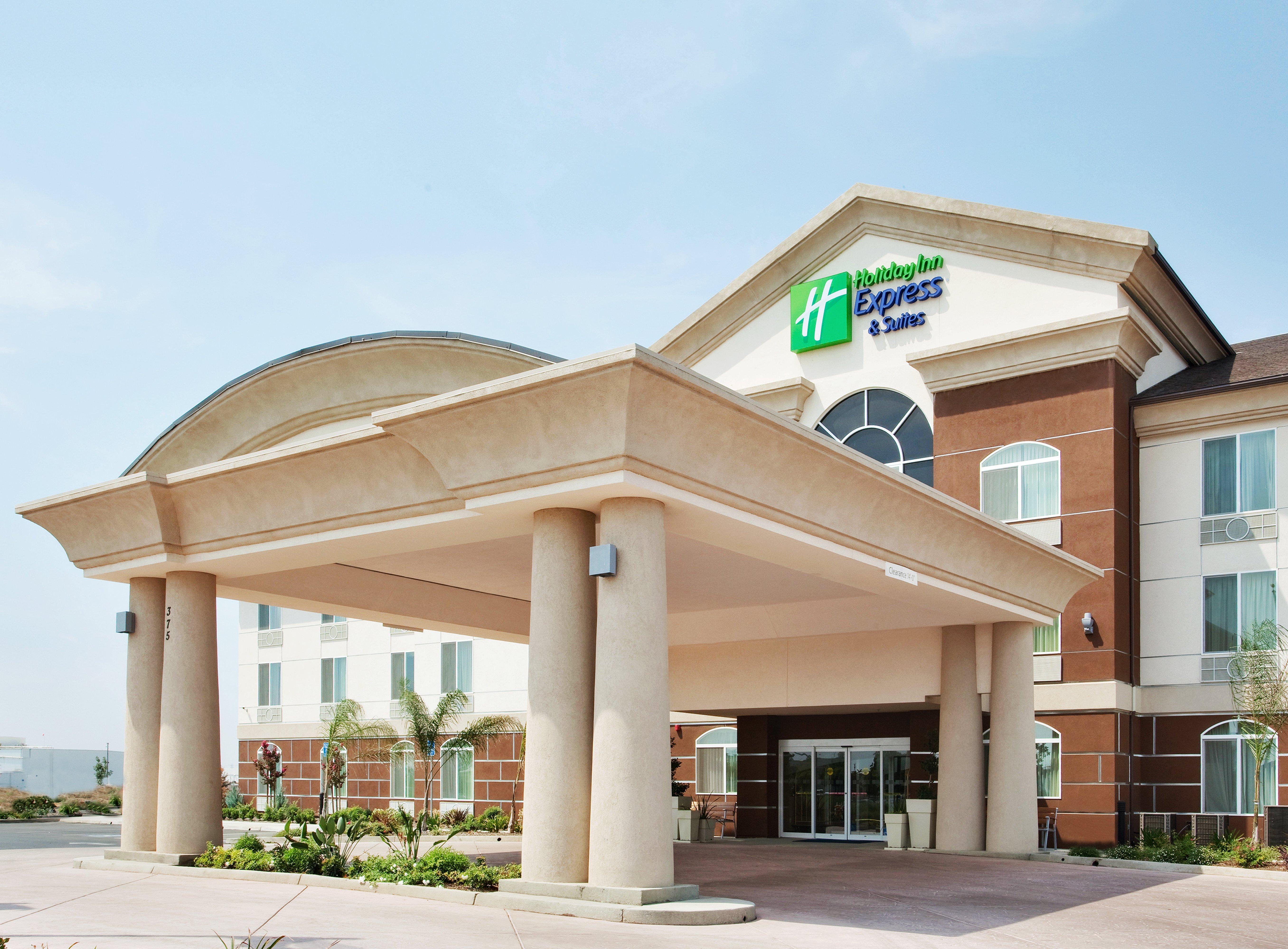 Holiday Inn Express & Suites Dinuba West By Ihg Bagian luar foto
