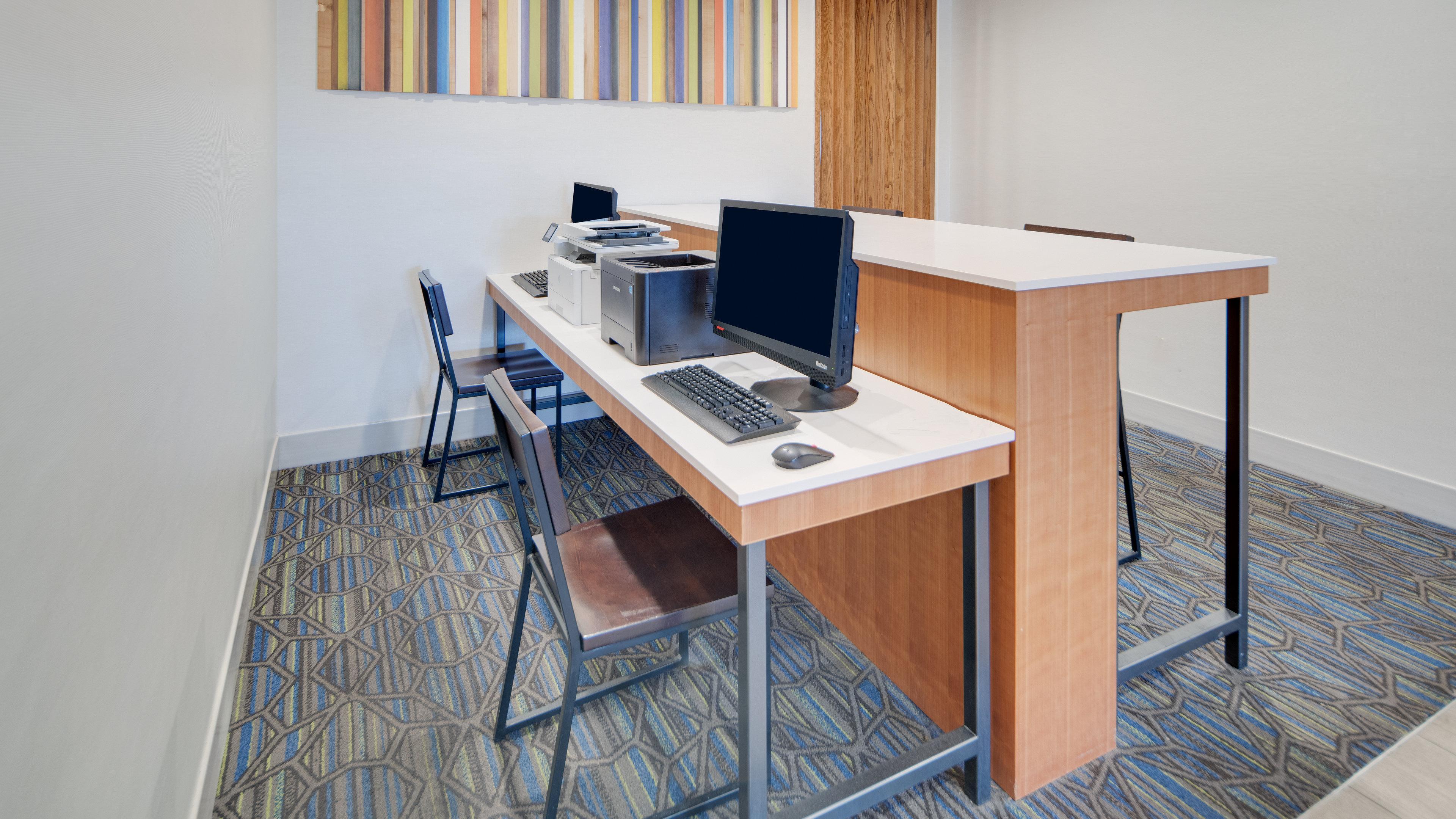 Holiday Inn Express & Suites Dinuba West By Ihg Bagian luar foto